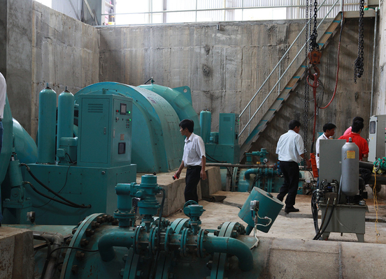 Sistema de geração de energia hidrelétrica sem escovas de alta fiabilidade para geração de energia a longo prazo