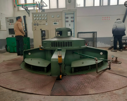 300KW Capacidade de refrigeração por óleo e água 6-20KV Turbina hidráulica com aço inoxidável / corredor de ferro fundido