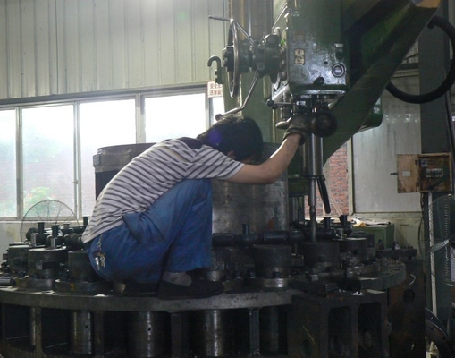 sistema regulamentar dobro da hidro lâmina fixa vertical do corredor da turbina 650kw