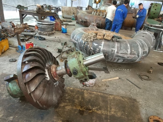 a turbina da água de 0.8m parte a roda de Turgo para o gerador hidroelétrico