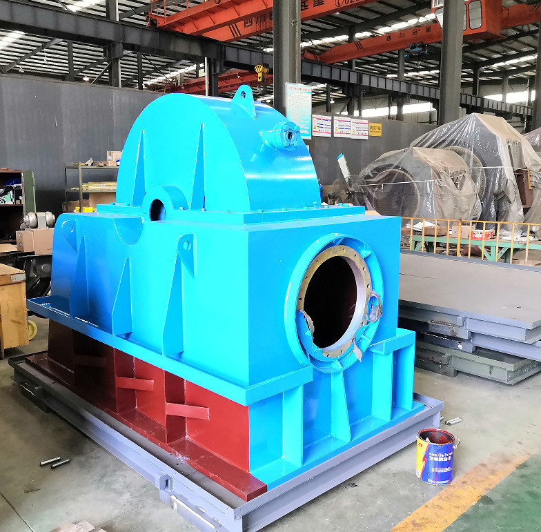 Operação automática ou manual Turbina a jato hidráulica com pressão de entrada de 1 a 20 bar