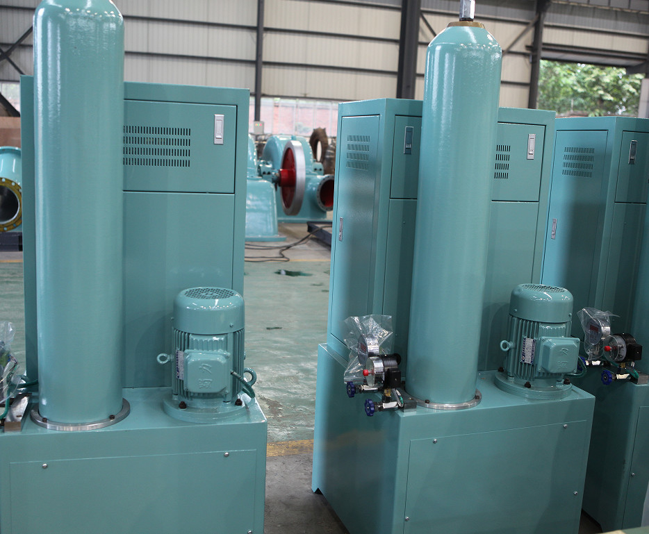 Regulador de velocidade da turbina montado no painel com função automática e fonte de alimentação de 24 VDC