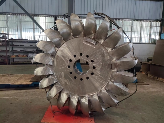 Turbina de jato único ou múltiplos com cabeça de água nominal de 134 m
